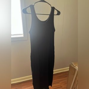 Black midi dress